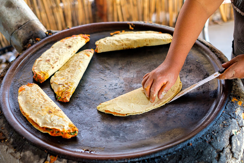 Cocinando las empanadas