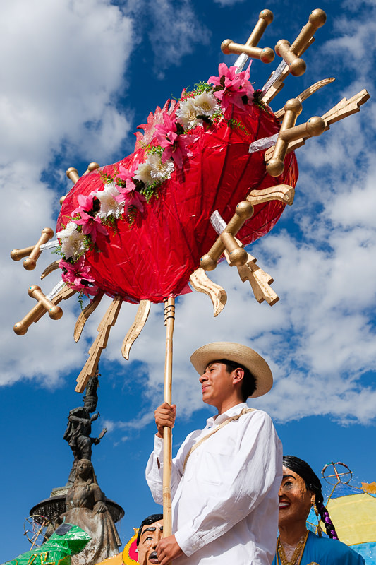 Primer Desfile de Delegaciones de la Guelaguetza