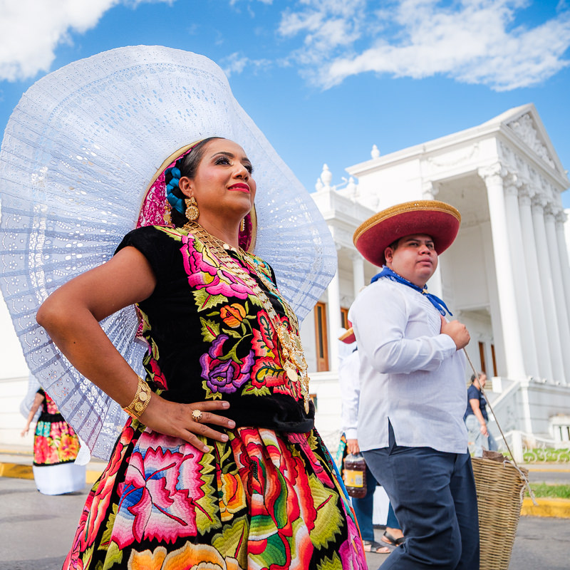 Primer Desfile de Delegaciones de la Guelaguetza