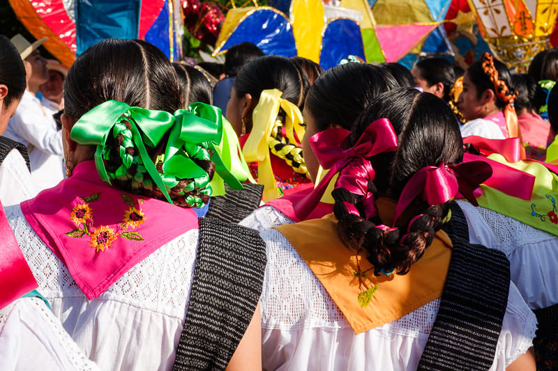 Primer Desfile de Delegaciones de la Guelaguetza