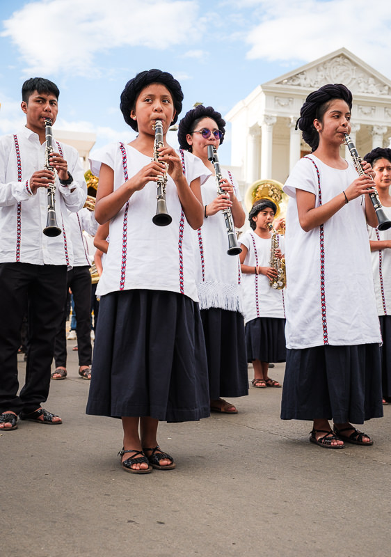 Primer Desfile de Delegaciones de la Guelaguetza