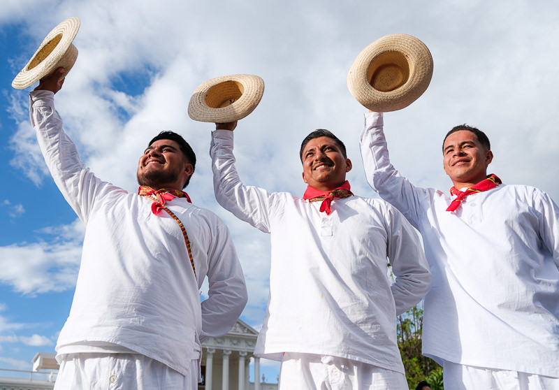 Primer Desfile de Delegaciones de la Guelaguetza
