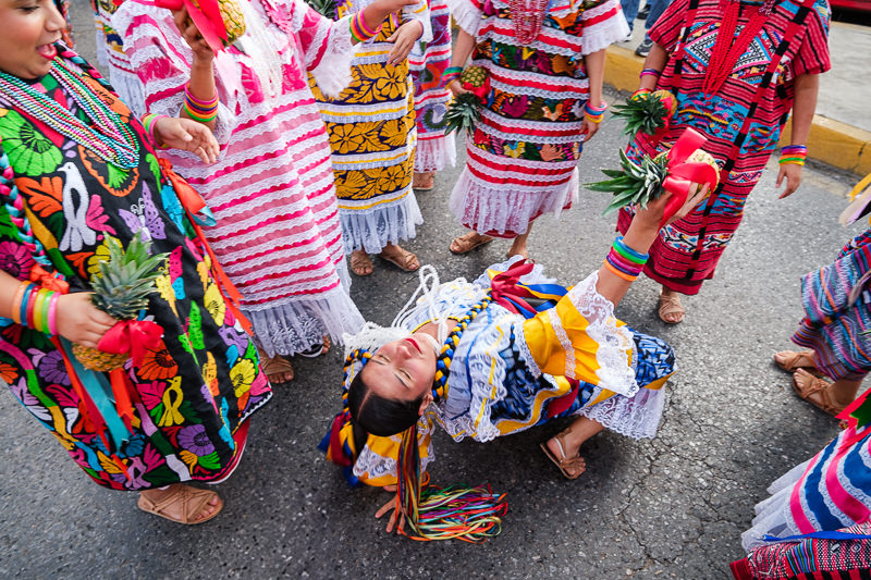 Primer Desfile de Delegaciones de la Guelaguetza