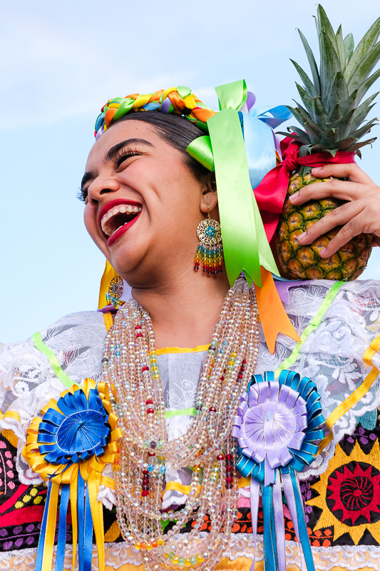 Primer Desfile de Delegaciones de la Guelaguetza
