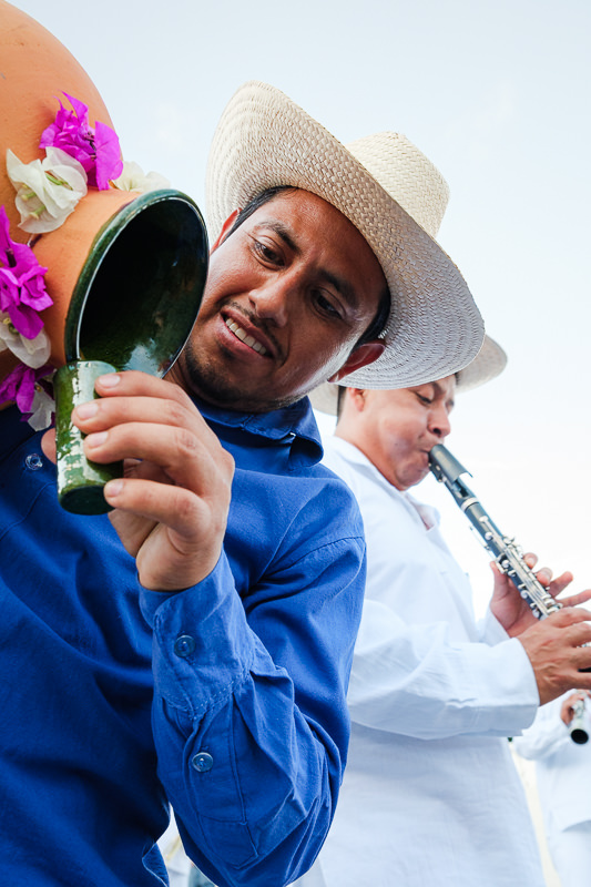Primer Desfile de Delegaciones de la Guelaguetza