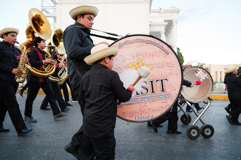 Primer Desfile de Delegaciones de la Guelaguetza