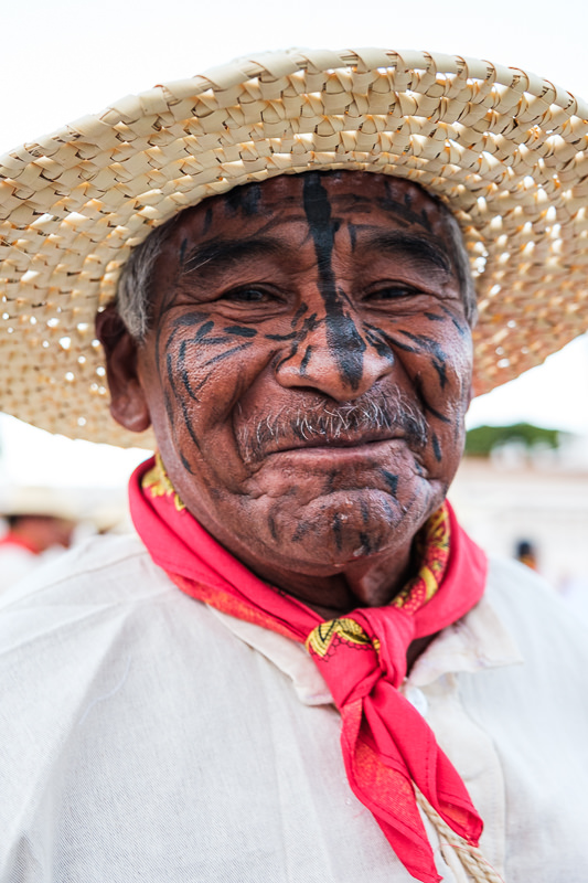 Primer Desfile de Delegaciones de la Guelaguetza