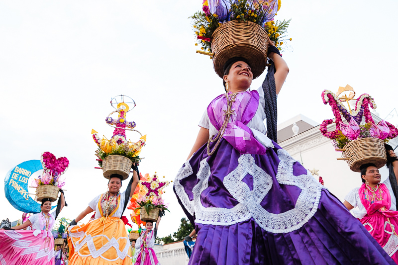 Primer Desfile de Delegaciones de la Guelaguetza