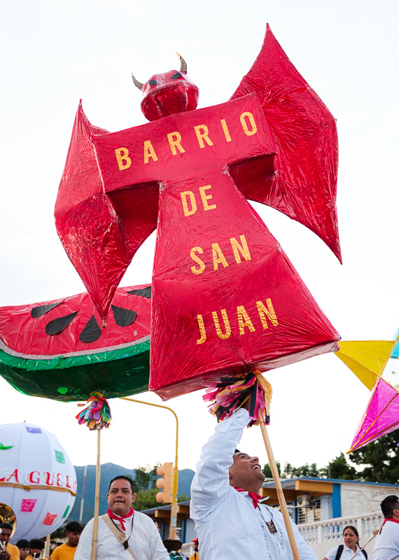 Primer Desfile de Delegaciones de la Guelaguetza