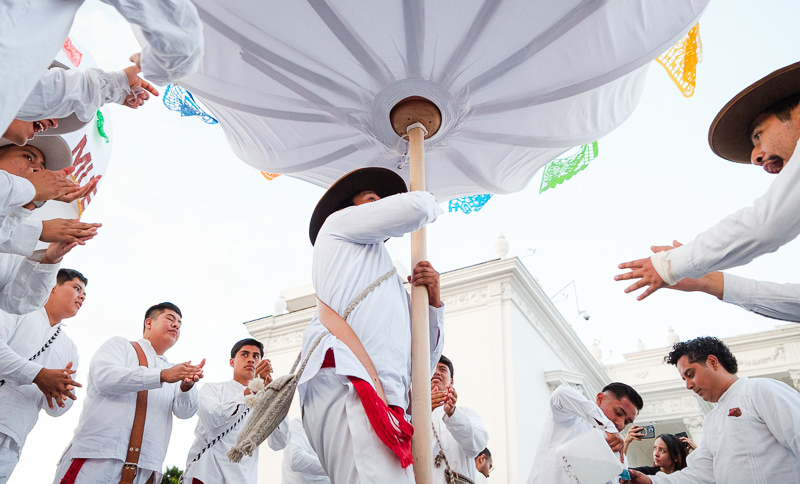 Primer Desfile de Delegaciones de la Guelaguetza