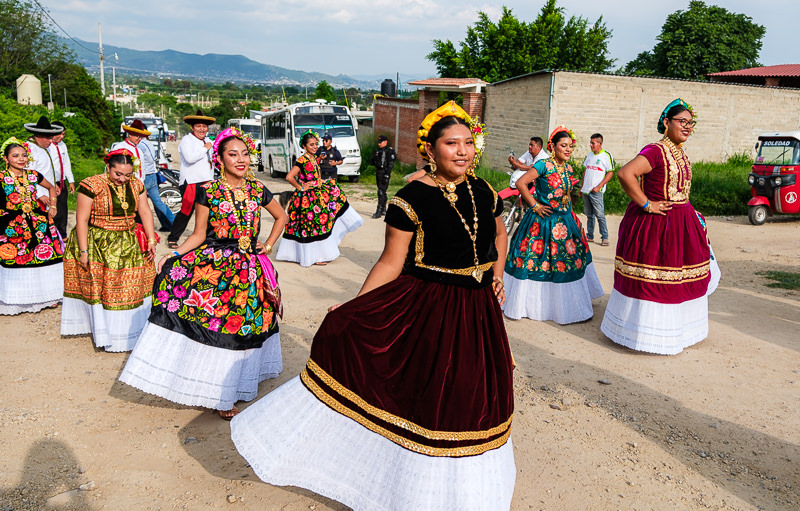 Guelaguetza Soledad Etla